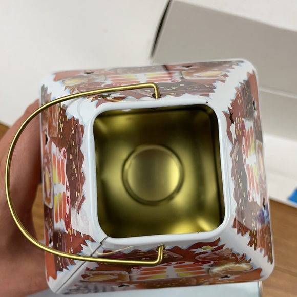 ❤️5/$25 TIN BOX CO. Christmas Tin set of 2 - Picture 4 of 10